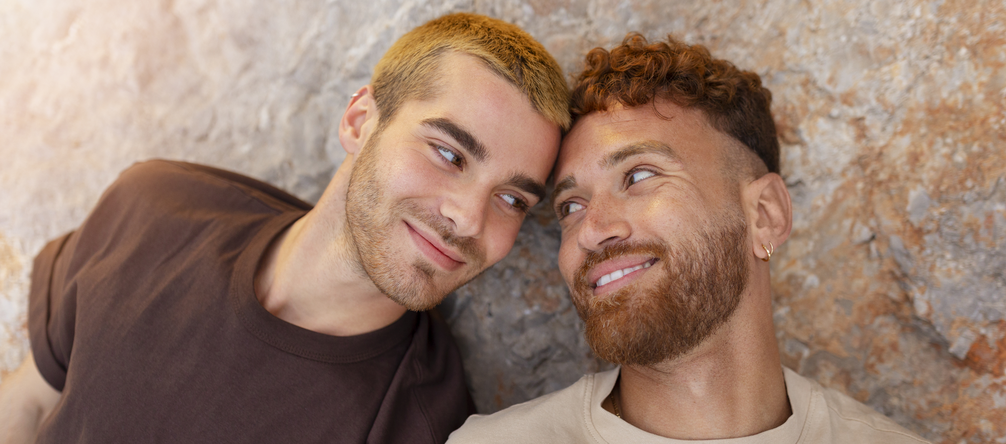 affectionate-gay-couple-spending-time-together-beach2